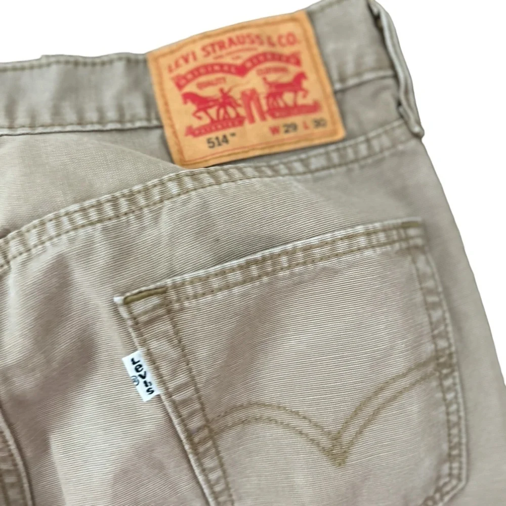 Levi's Men's Khaki Jeans Size 29x30‎ Beige Straight Fit 5-Pocket Design